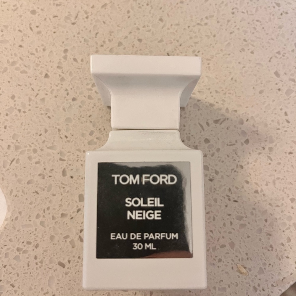 Tom Ford Soleil Niege perfume